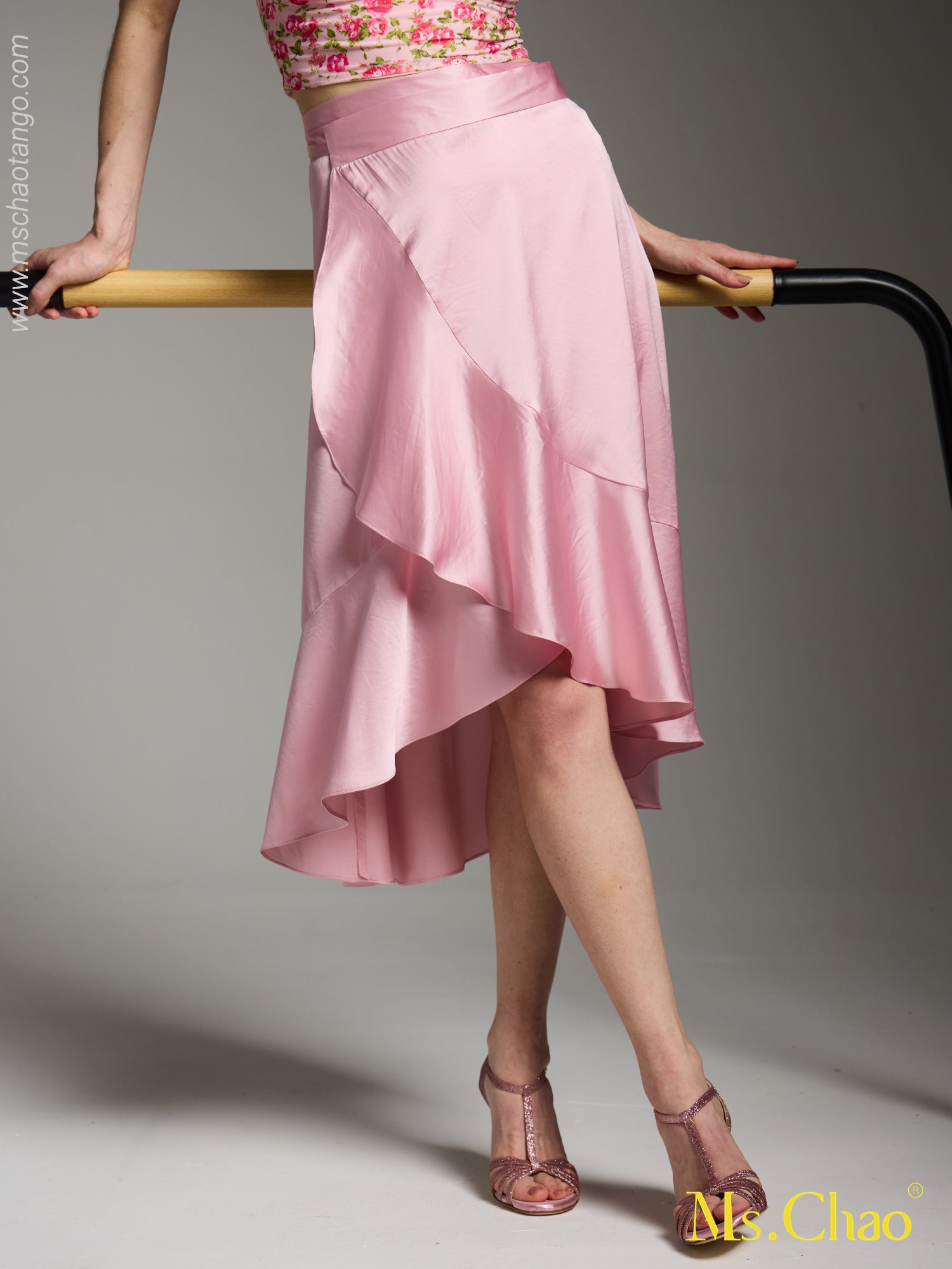WRAPAROUND RUFFLES| SATIN